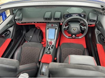 Lamborghini Huracan EVO Spyder ปี 2019 วิ่ง14,000โล รูปที่ 11